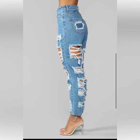 Fashion Nova Destroyed Distressed High Rise Boyfriend Denim Jeans. Sz 11 - Picture 3 of 13